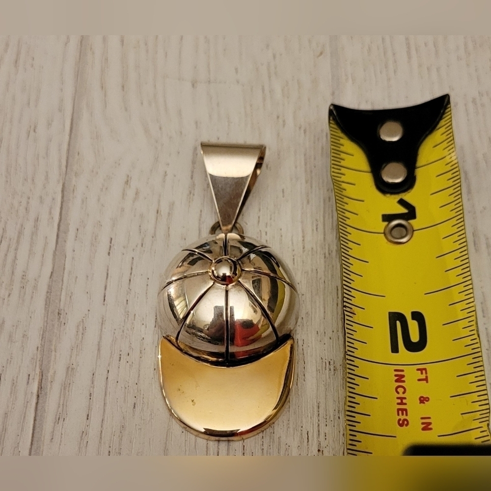 New baseball cap pendant - Picture 5 of 6